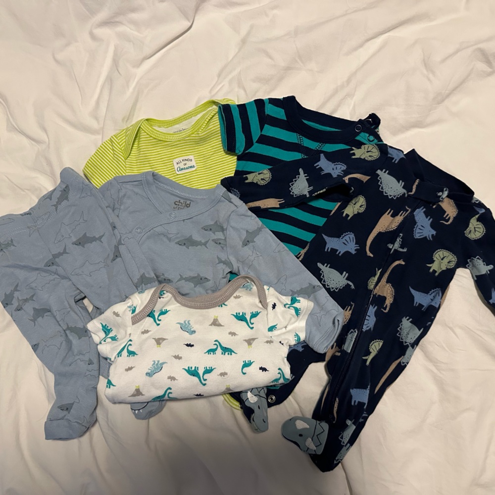 LOT Newborn - 3mo Onesies and PJs
